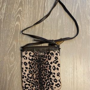 Crossbody purse
